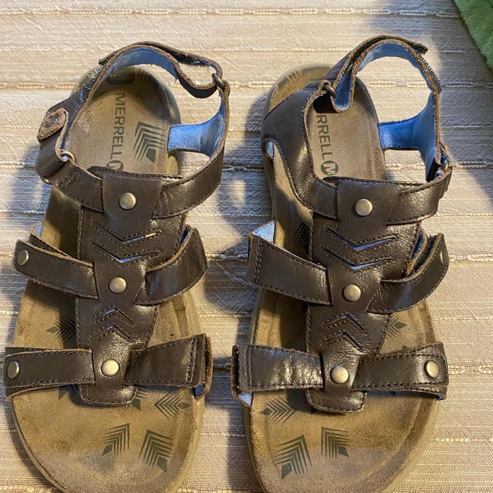 Women’s Merrill sandals- size 7